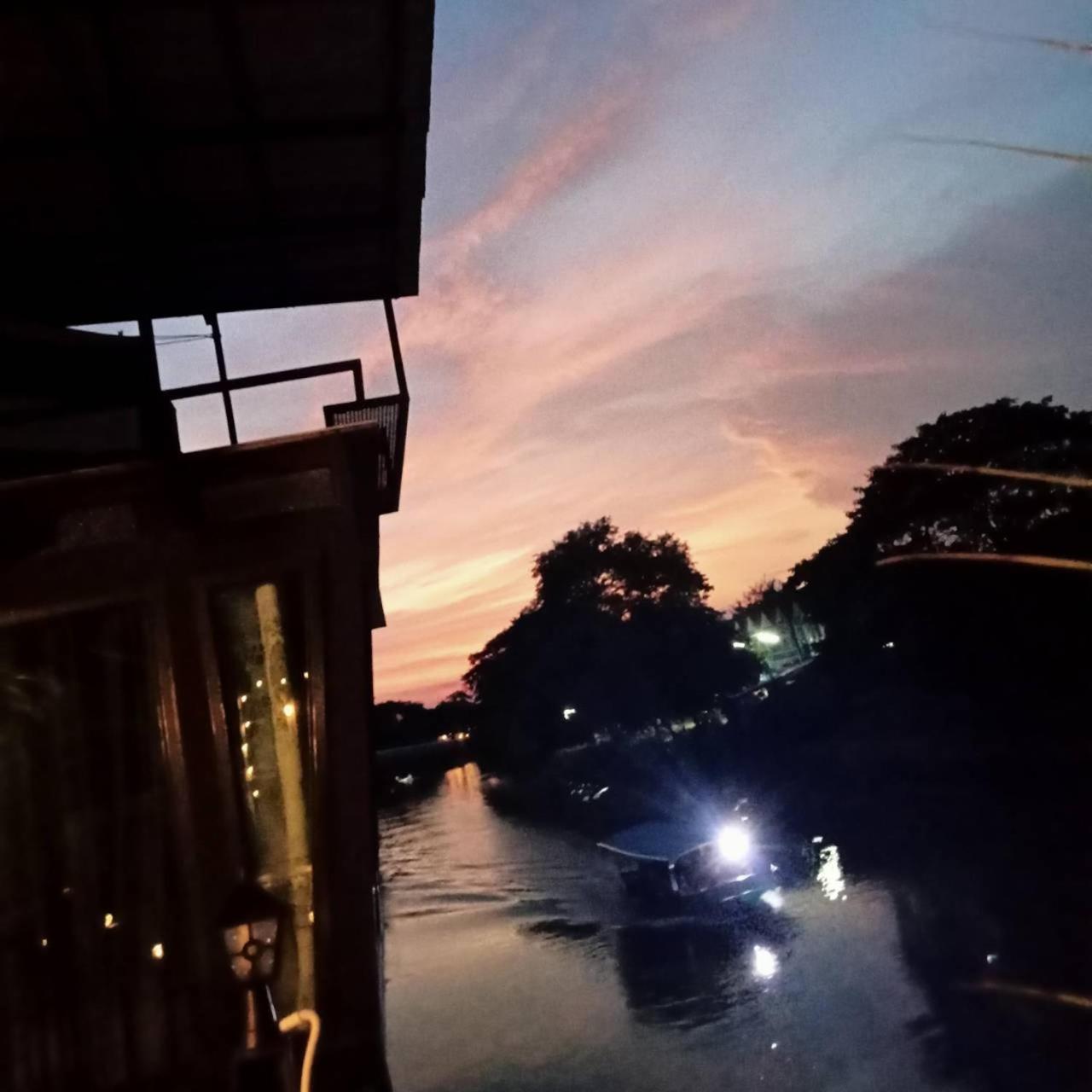 Baan Mae Khian Cafe & Boutique Hotel Phra Nakhon Si Ayutthaya Ngoại thất bức ảnh